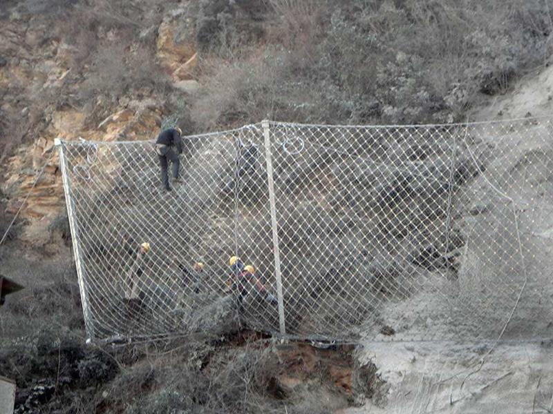 邊坡錨固防護(hù)網(wǎng) 邊坡錨固防護(hù)網(wǎng)