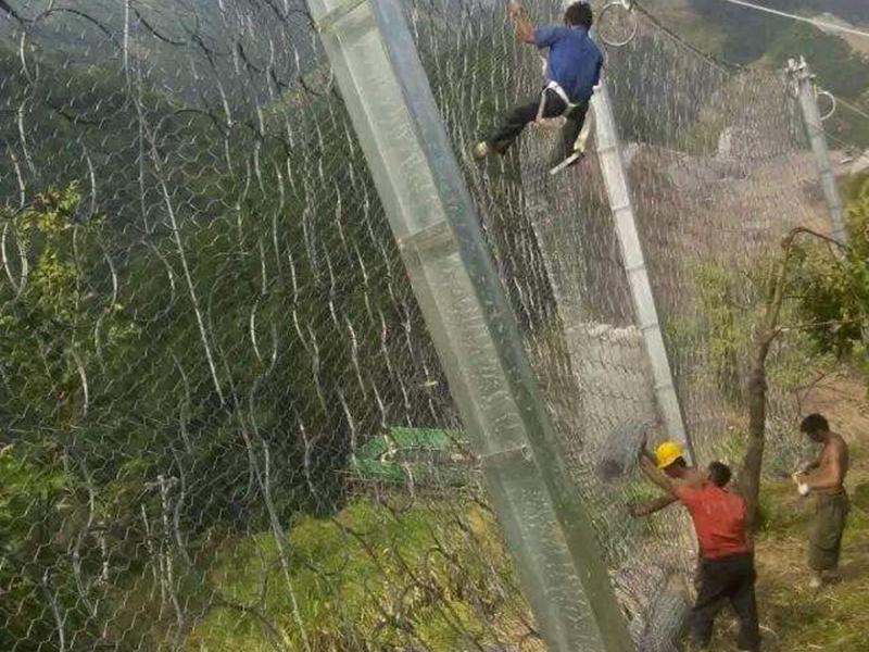 RXI-075環(huán)形被動(dòng)防護(hù)網(wǎng) RXI-075環(huán)形被動(dòng)防護(hù)網(wǎng)